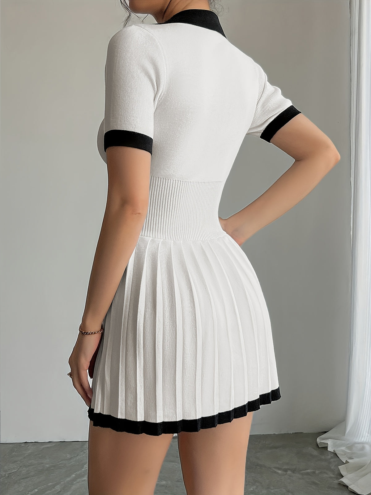 Contrast Trim Polo Collar Pleated Knit Dress