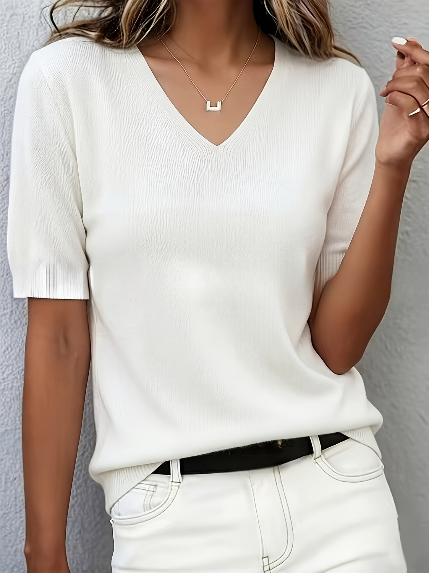 100% Cashmere Slim Fit Women'S Lightweight Summer Top | V-Neck Short-Sleeve Knitwear, Slim Fit, Quiet Luxury Style, Ideal for Office & Business Casual Wear