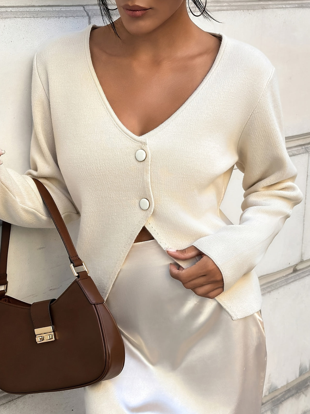 Minimal Cropped V-Neck Cardigan