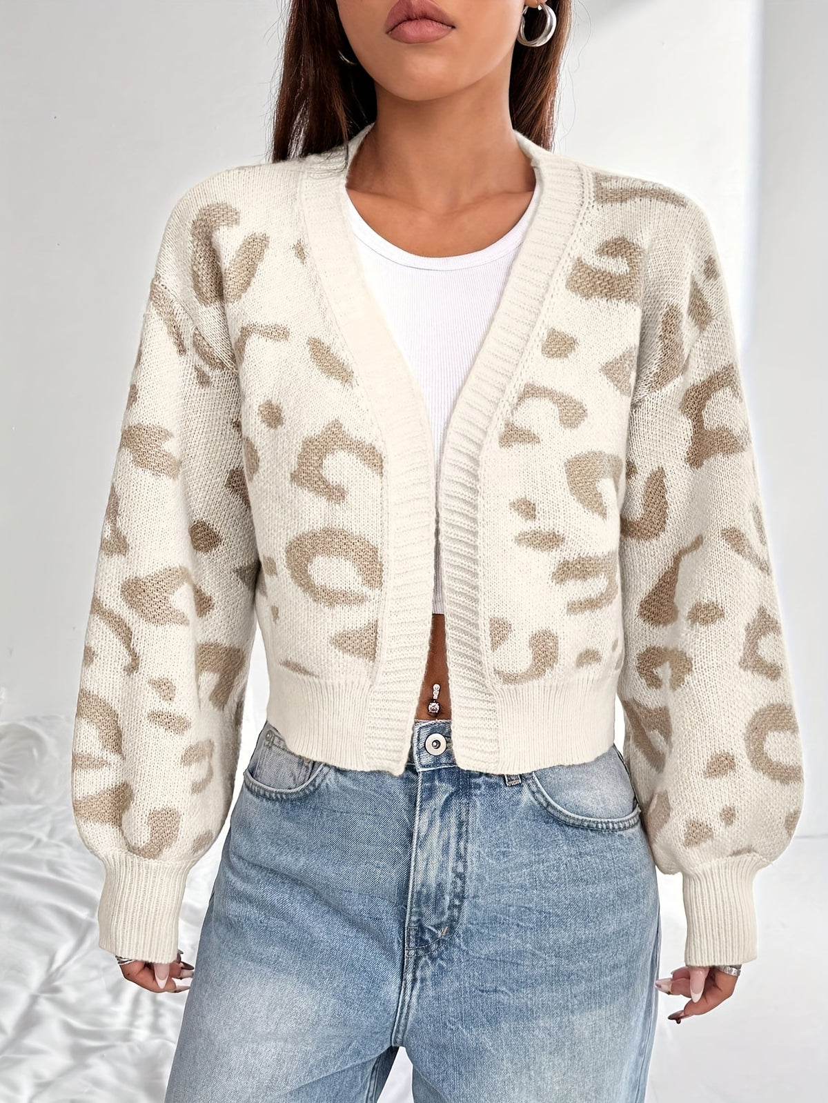 Leopard Jacquard Cropped V-Neck Cardigan