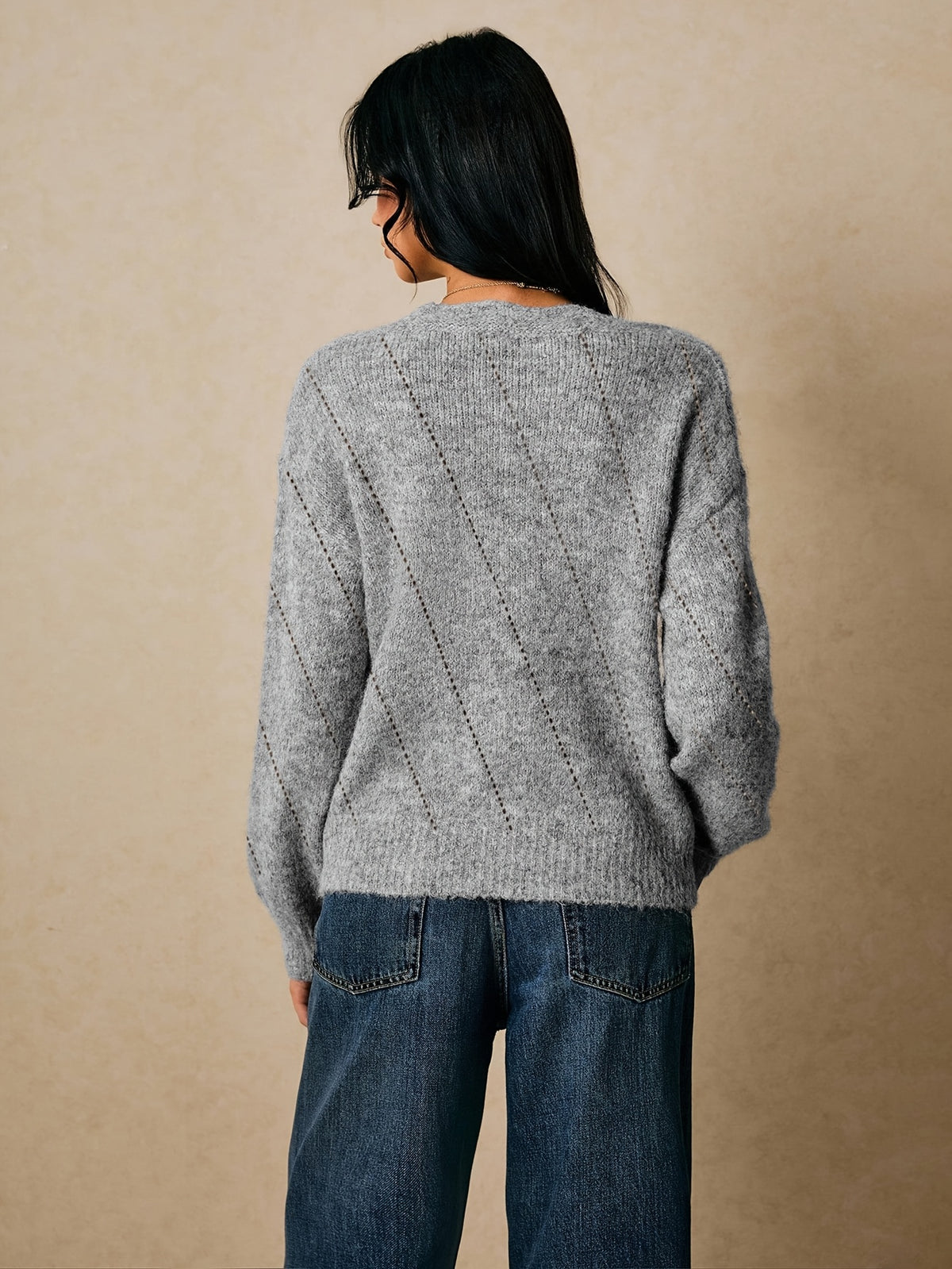 Scalloped V-Neck Cardigan