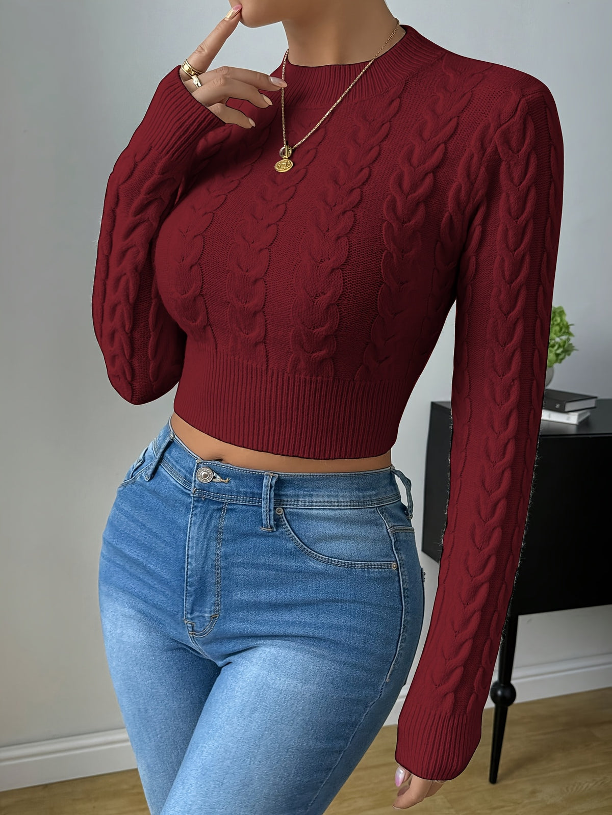 Cable Knit Cropped Crew Neck Sweater