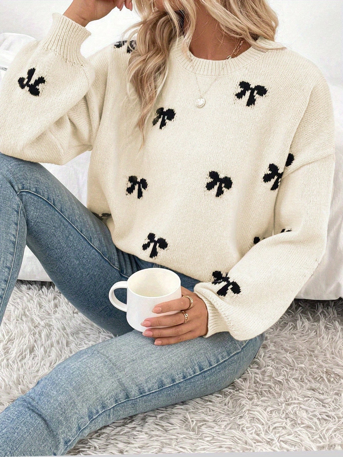 Bow Pattern Crew Neck Sweater