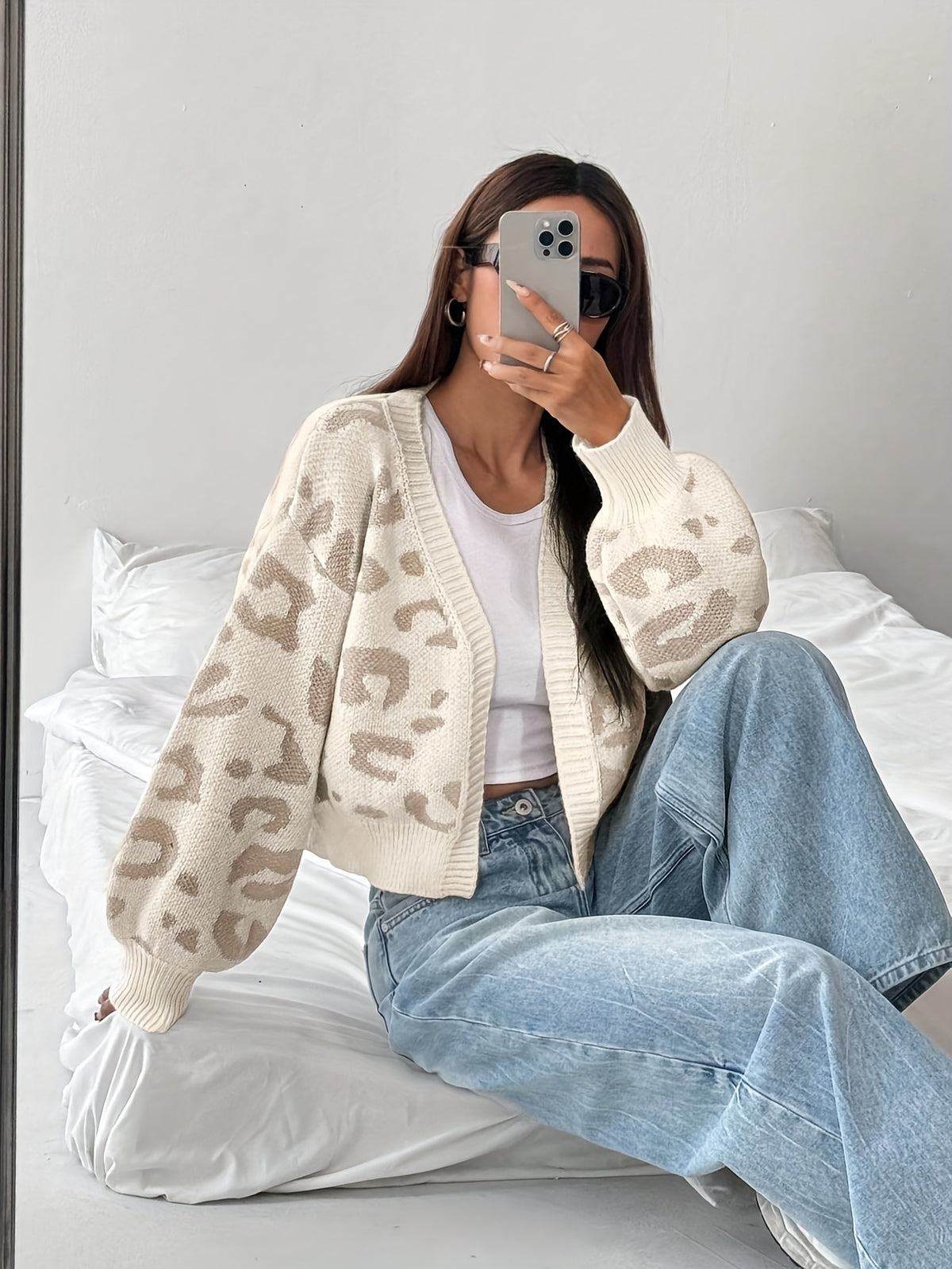 Leopard Jacquard Cropped V-Neck Cardigan